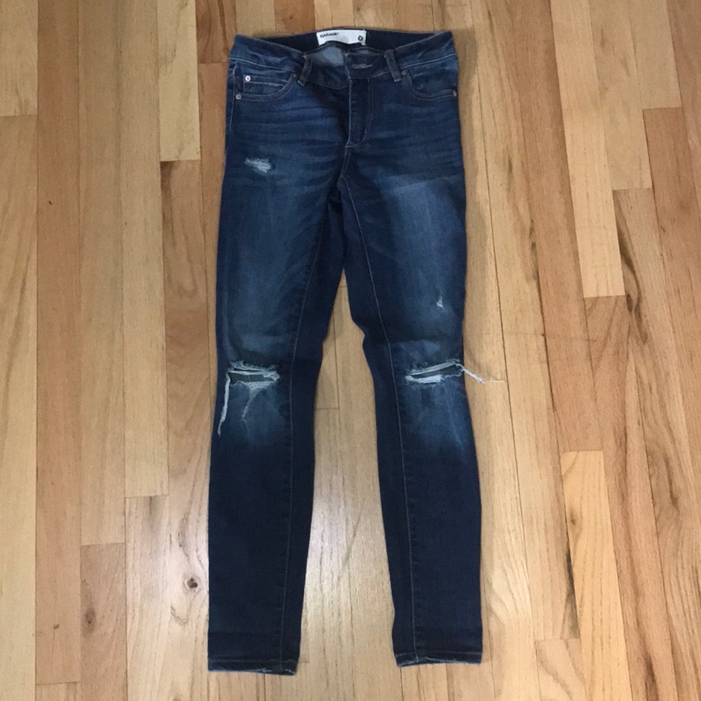 Distressed-Ripped Skinny Jeans